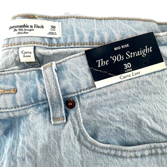 Abercrombie & Fitch Light Blue Curve Love Mid Rise 90s Straight Jeans Size 30 - Picture 3 of 12